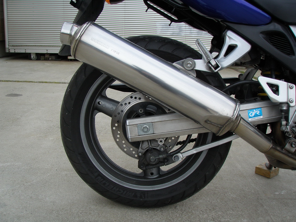 Купить мотоцикл Suzuki SV400 2003 фото 15